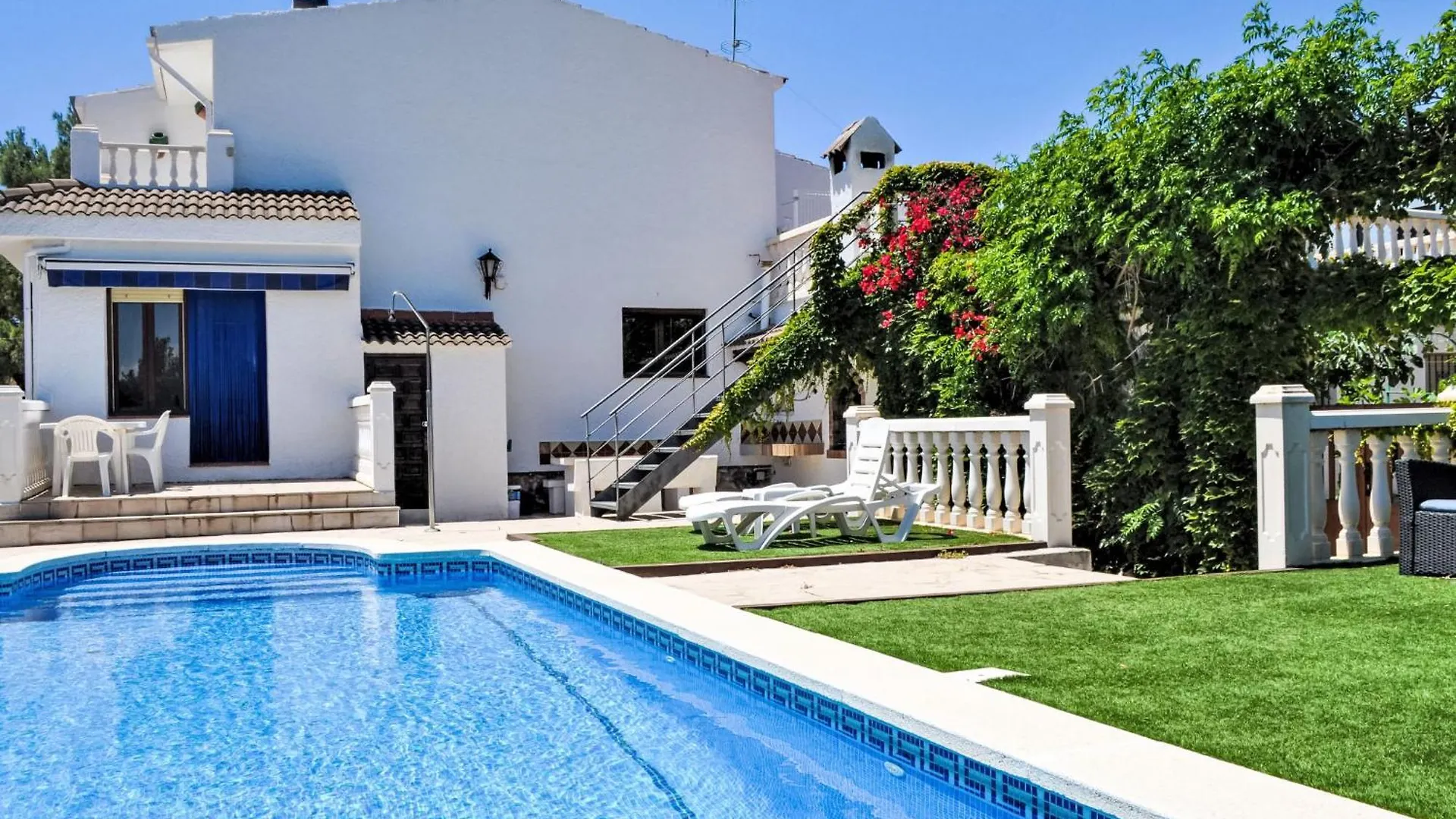 Villa Sirena I By Interhome location